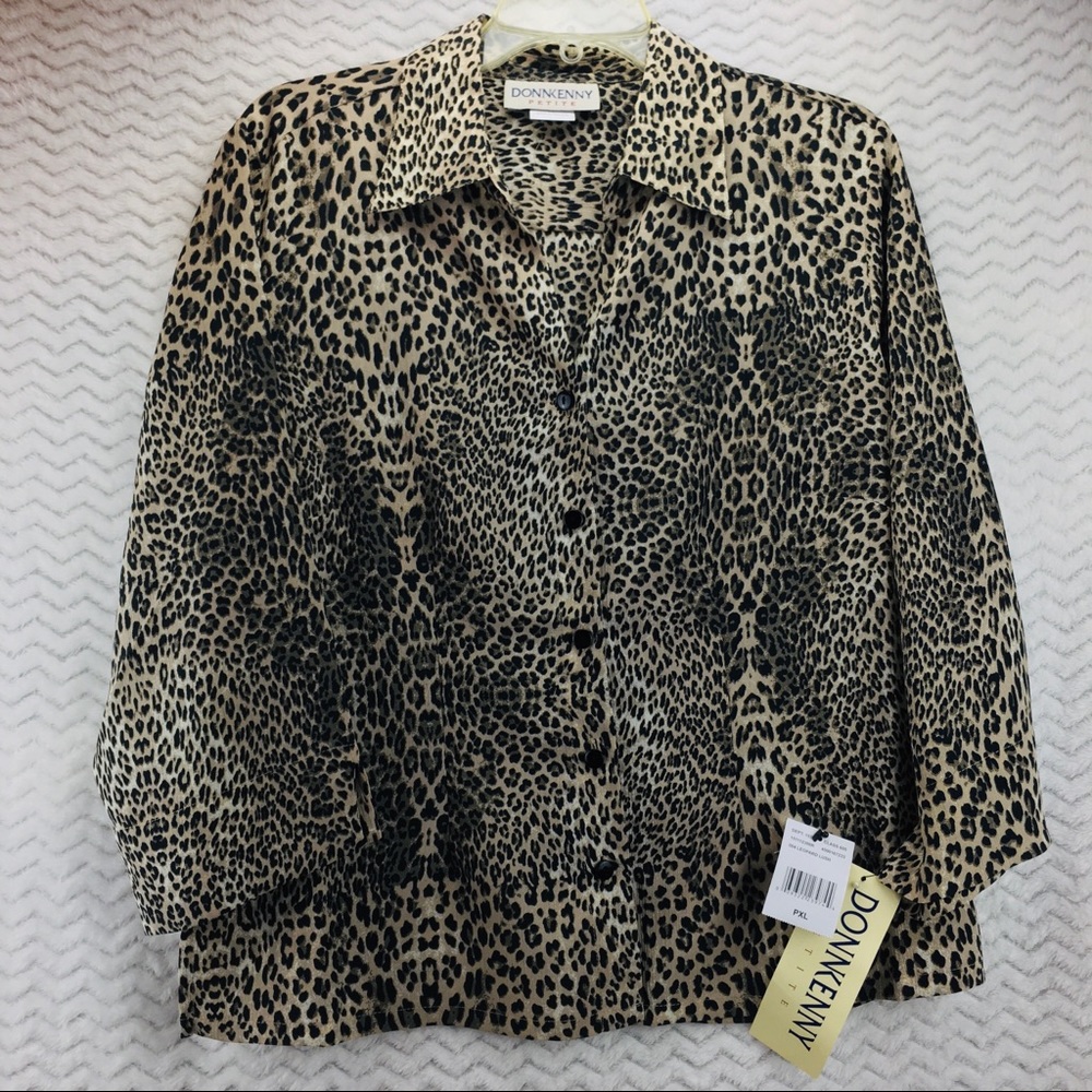 Donnkenny petite leopard print button down top